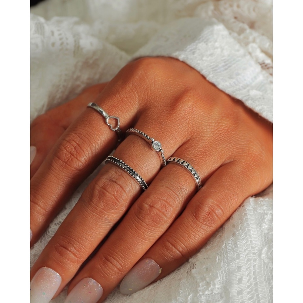 Rhinestone & Hollow Heart Ring Set 4pcs